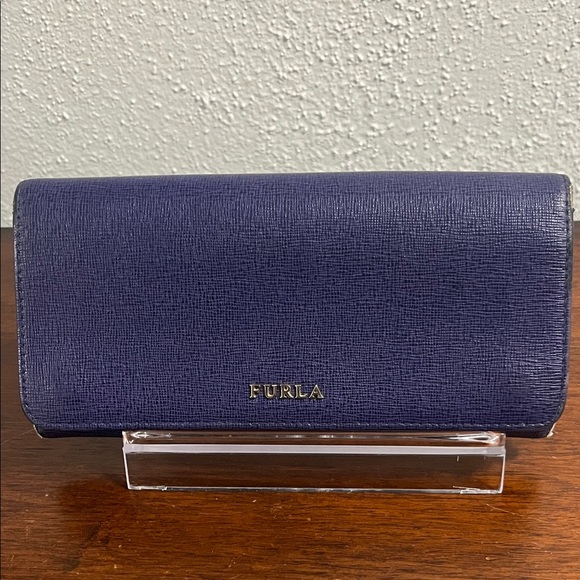 Furla Navy Textured Wallet-USED - Picture 1 of 12